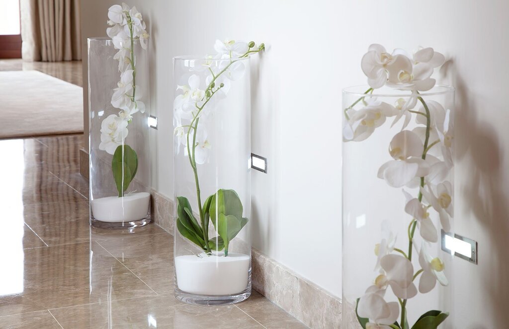 Artificial orchids for the interior