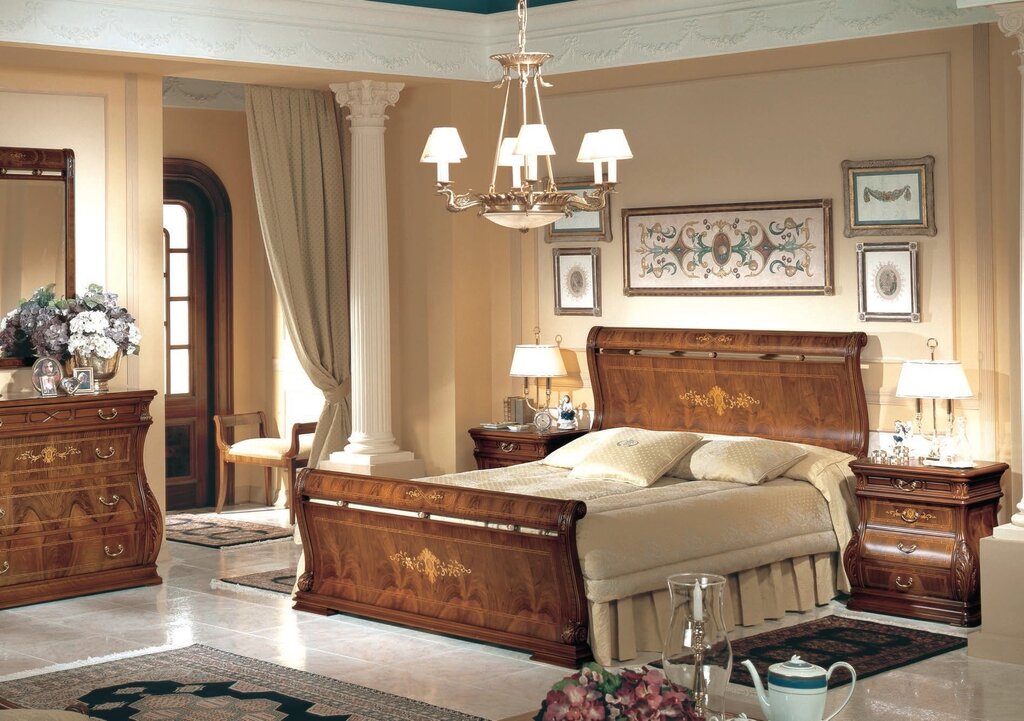 Spanish furniture for the bedroom