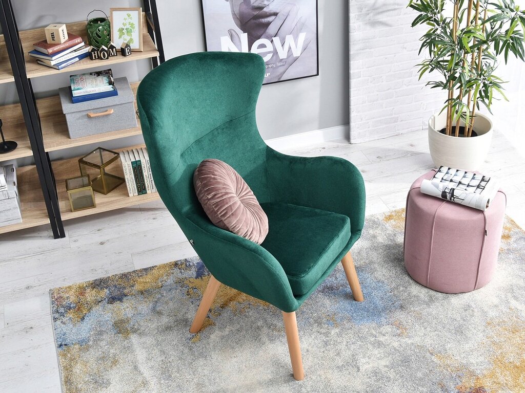 Emerald armchair in the interior