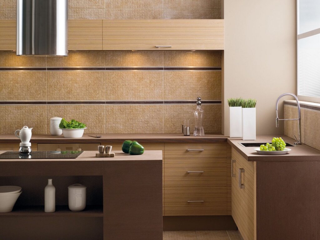 Tile that looks like wood in the kitchen