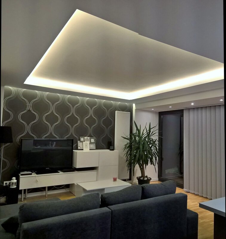 Suspended ceiling with lighting