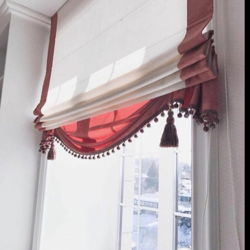 Cornice for Roman shades