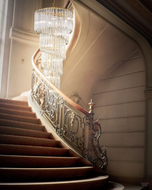 Cascade chandelier for the staircase