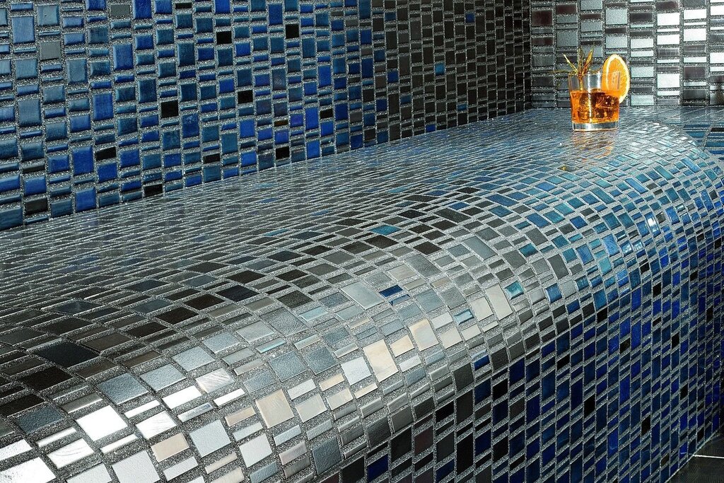 Ceramic mosaic tile