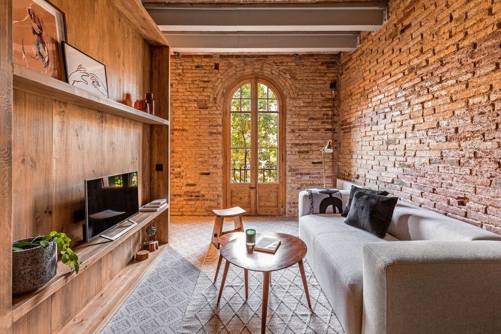 Brick and wood in the interior