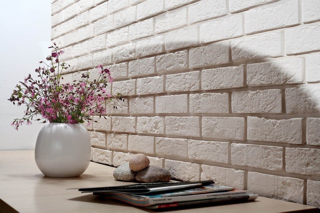 Plaster bricks