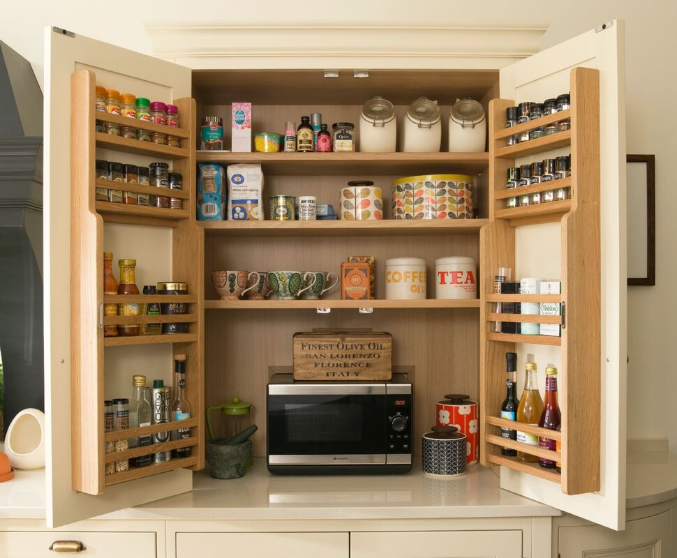 Pantry in the kitchen interior 12 фото