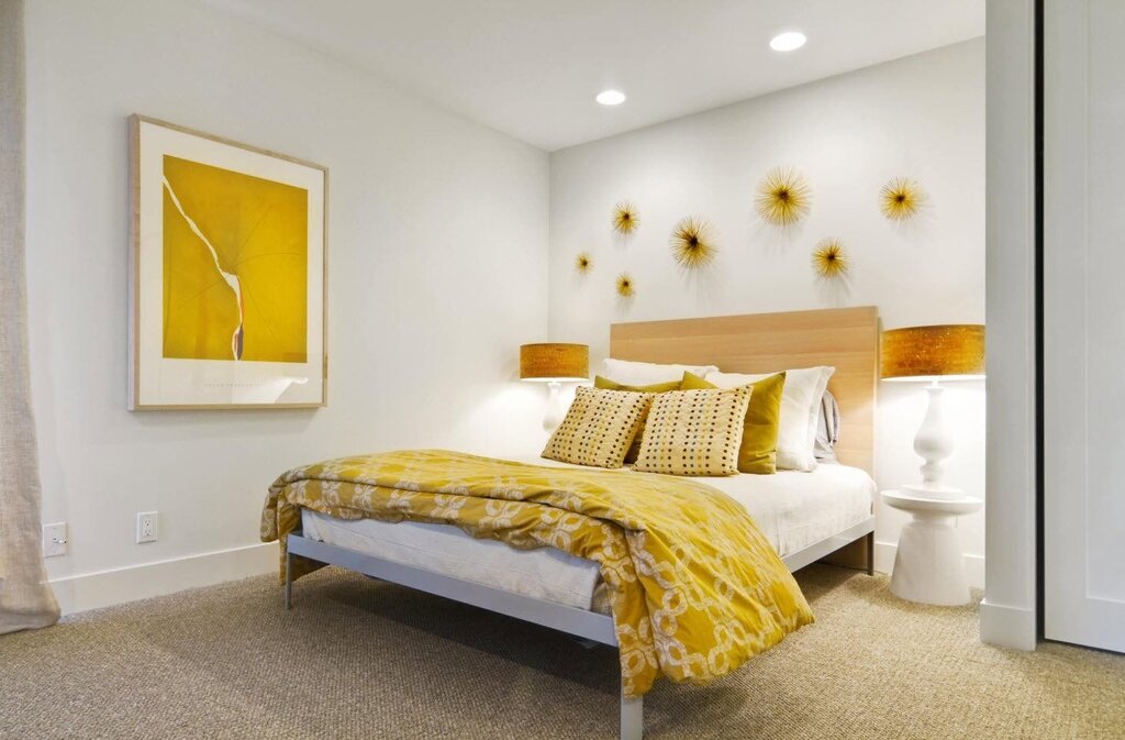 The Room with Yellow Wallpaper