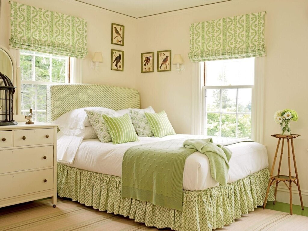 A room in olive color