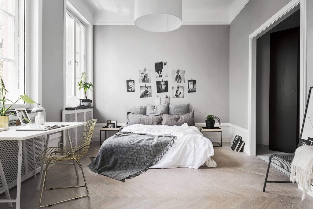 A room in light gray tones