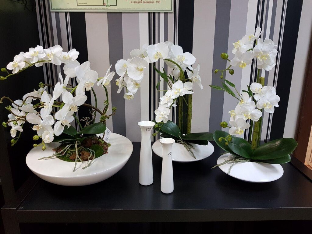 Compositions of artificial orchids for the interior