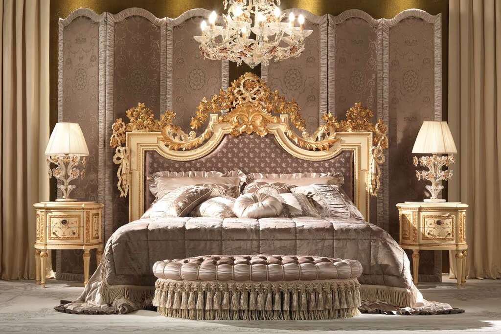 Royal bed