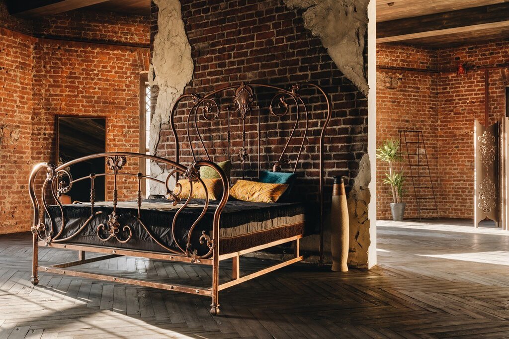 Wrought iron loft-style beds 34 фото