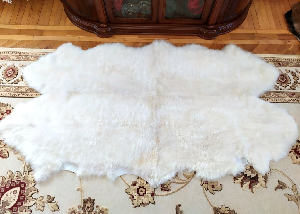 Sheepskin rug 31 фото