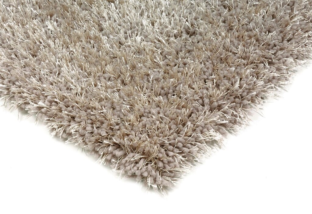 A rug with a high pile