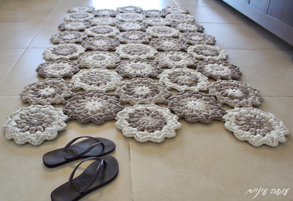 Crocheted rugs 11 фото