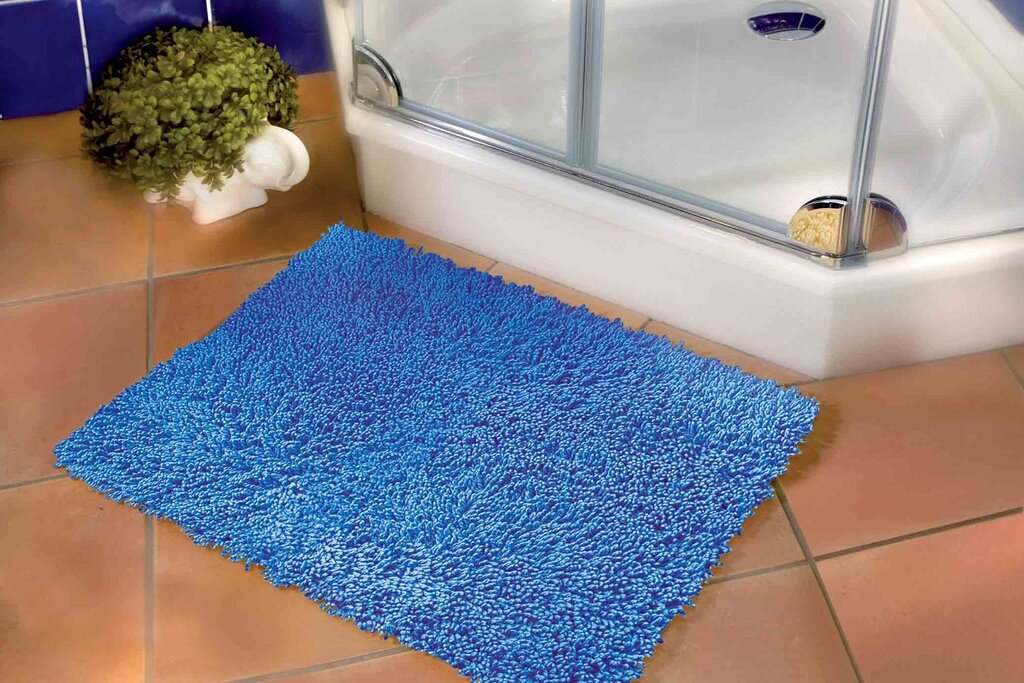 Bath and toilet mats