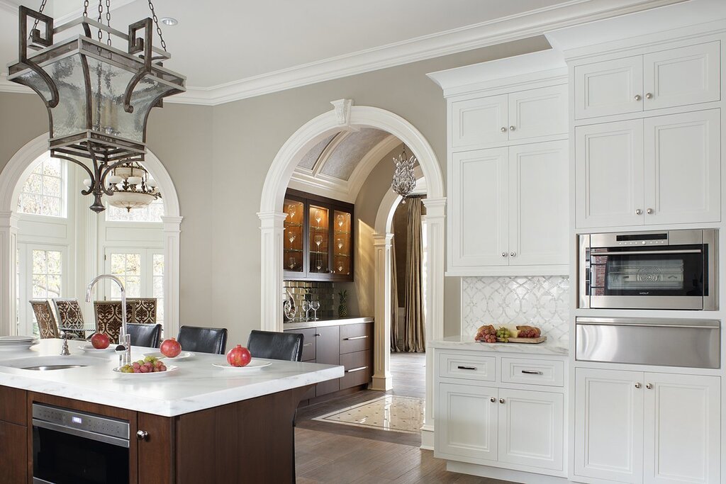 Beautiful arches in the kitchen