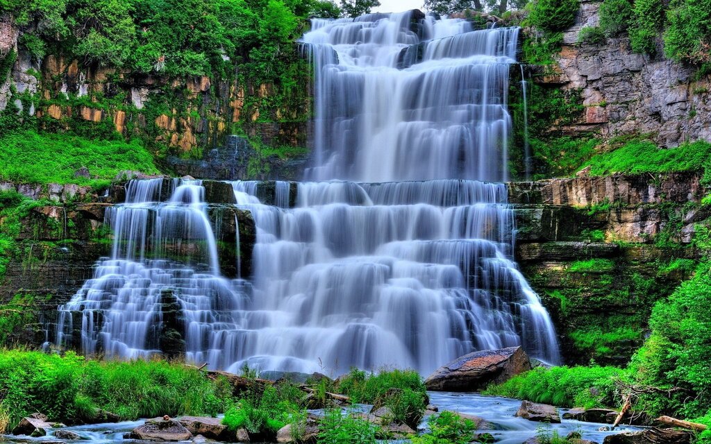 Beautiful pictures of waterfalls