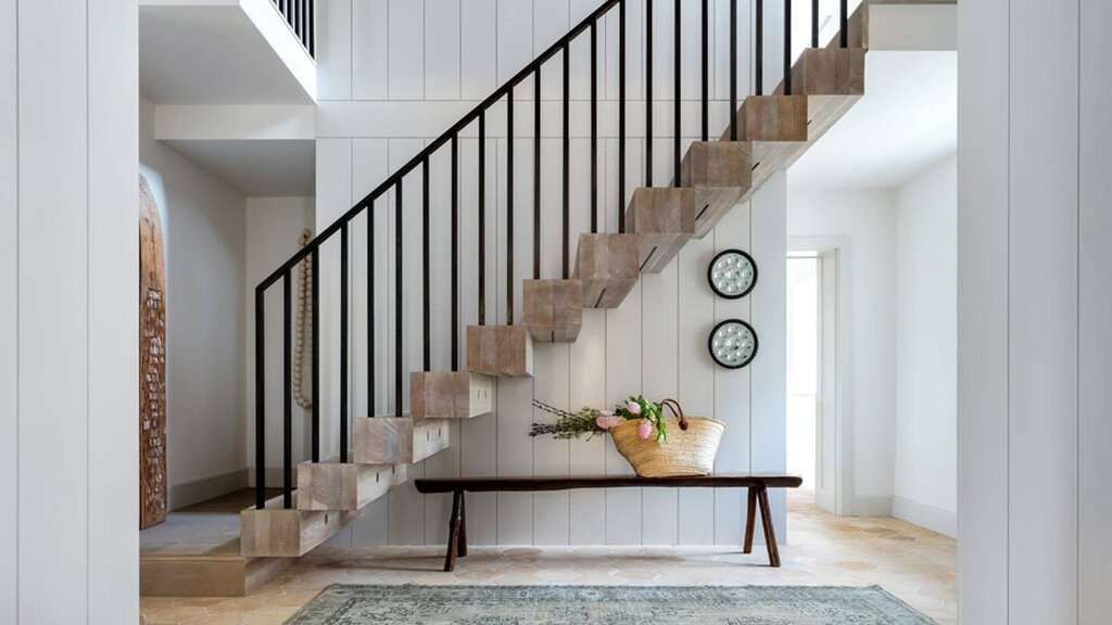 Beautiful staircases in the house 31 фото