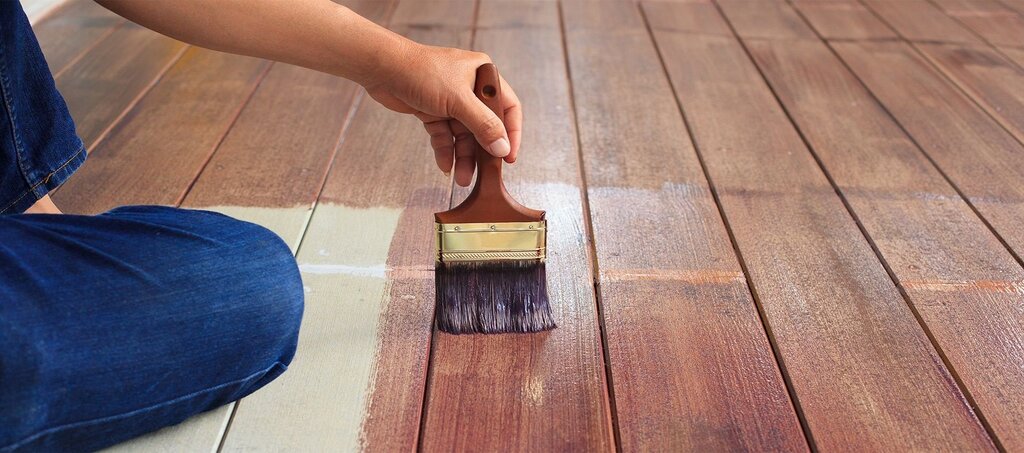 Paint for wooden outdoor flooring