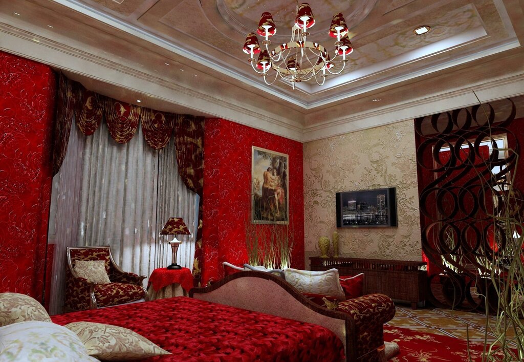 Red wallpaper in the interior