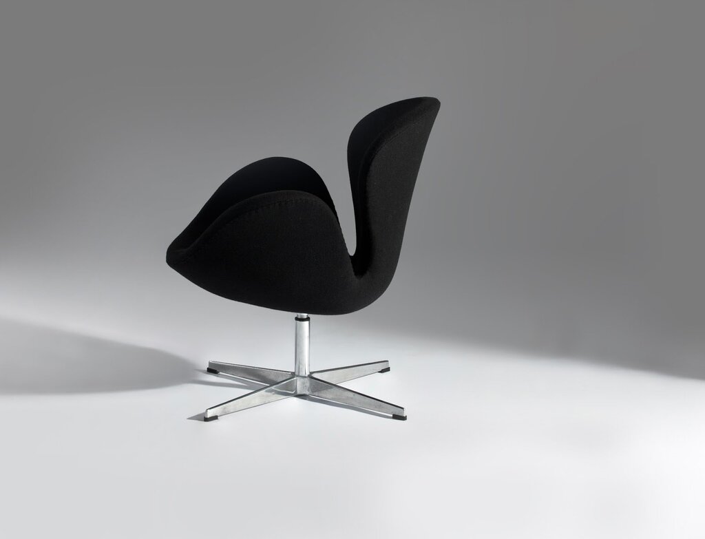 Swan chair Arne Jacobsen