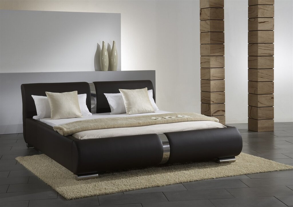 Leather bed