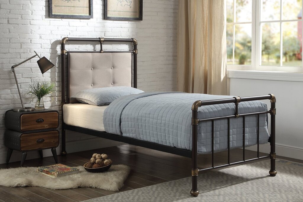 Loft metal bed