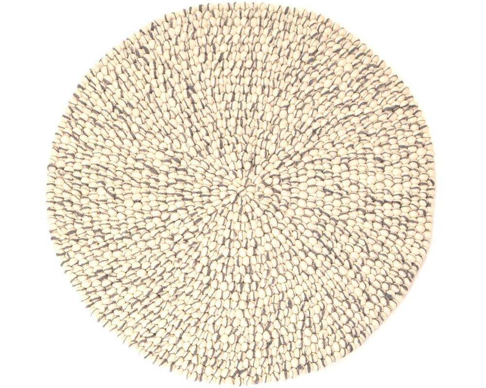 Round carpet