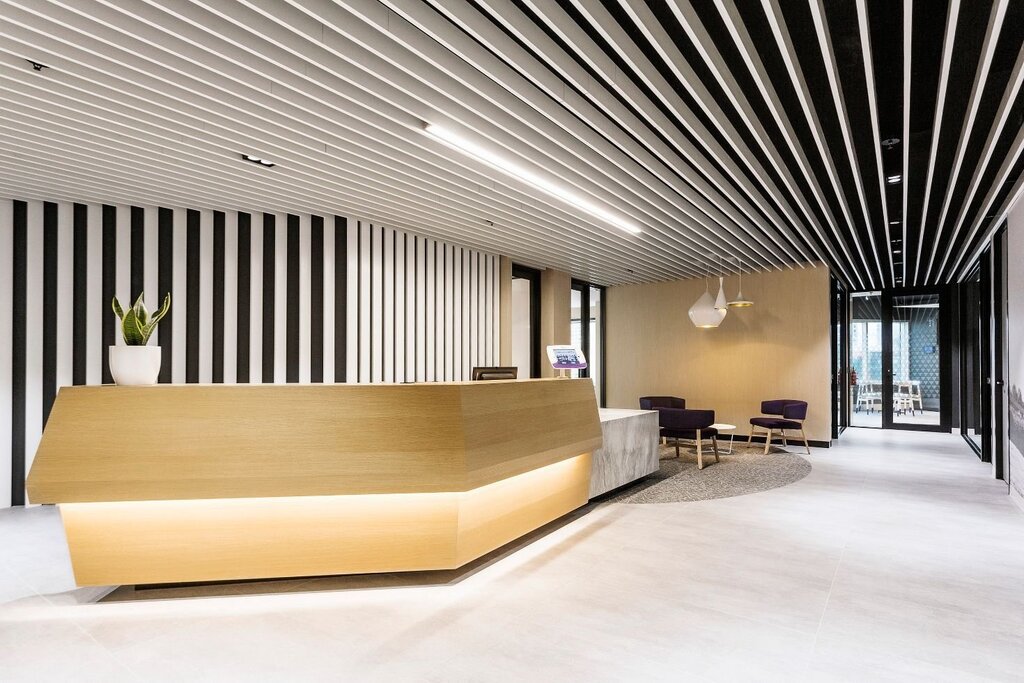 Cube-shaped slatted ceiling