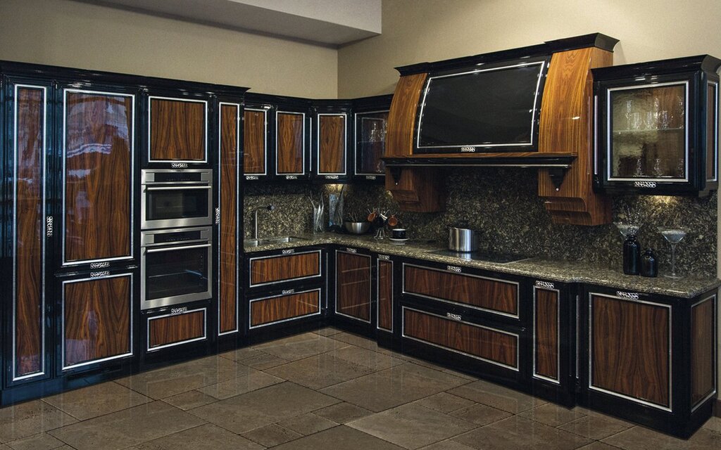 Kuhenberg kitchens