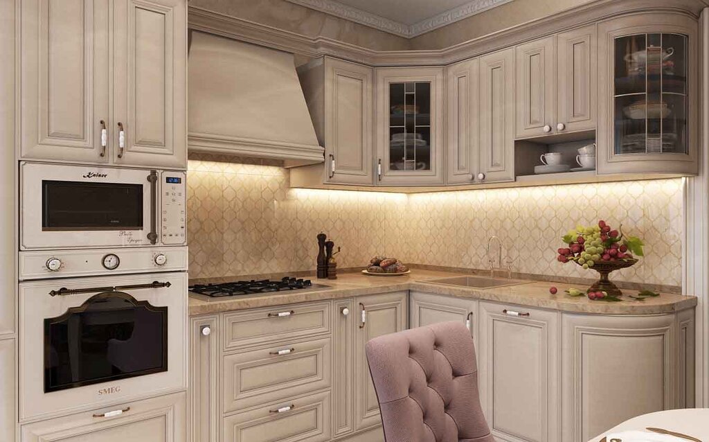 Neoclassical Kitchens, Light-colored, Corner Layout