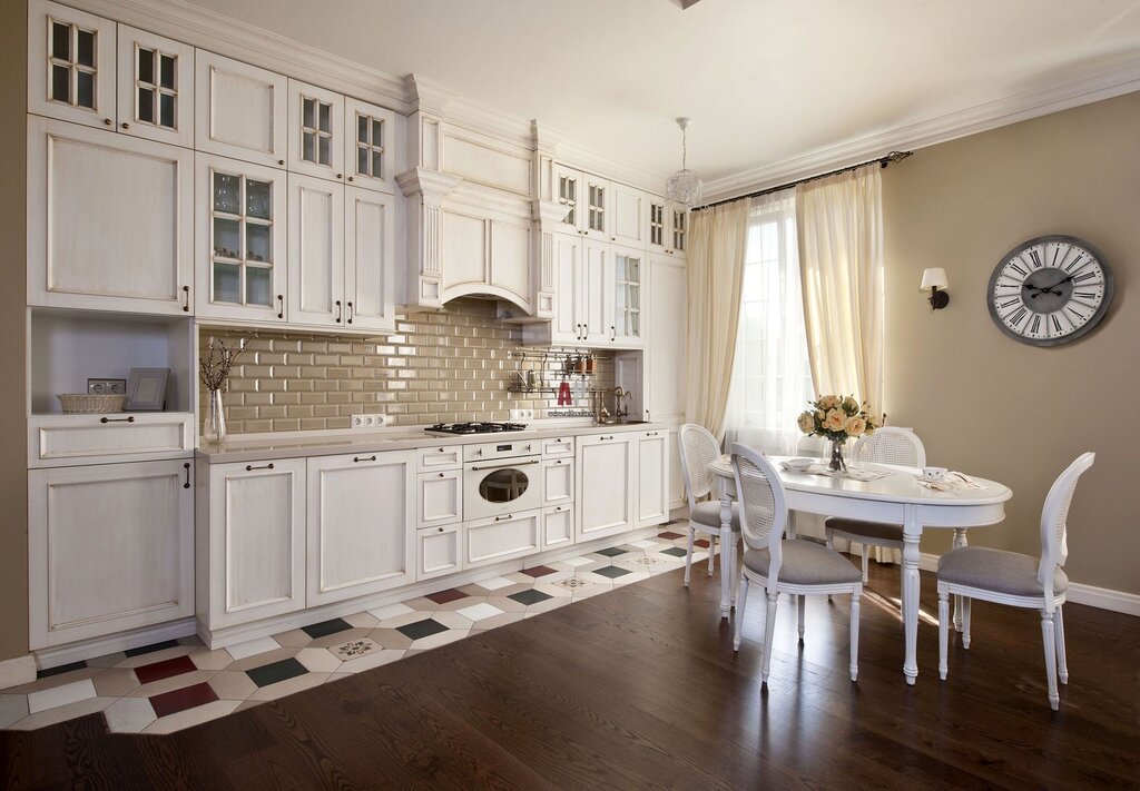 White classic kitchen