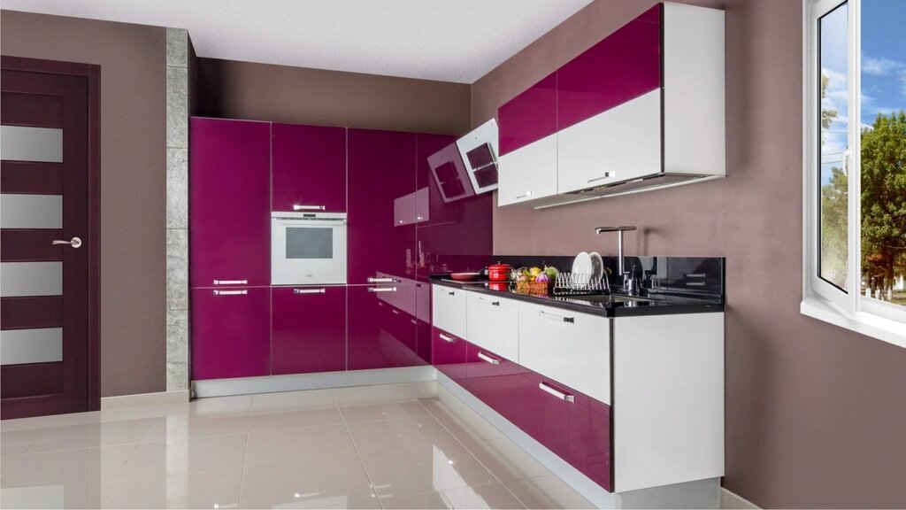 Fuchsia kitchen