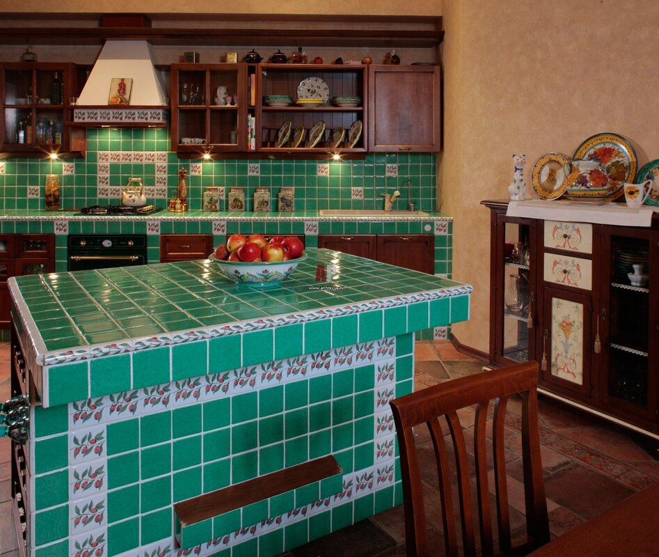 Tile kitchen