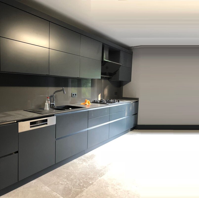 Matte graphite kitchen