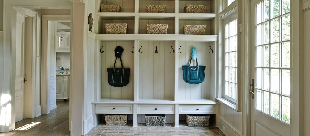 Kitchen hallway in a wooden house