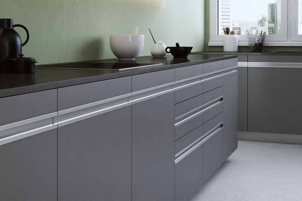 Kitchen with recessed handles