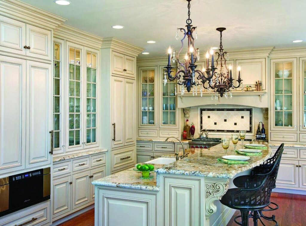 English-style kitchen