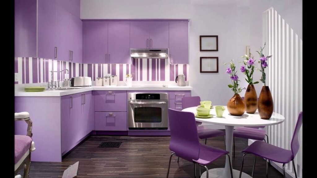 A kitchen in purple tones