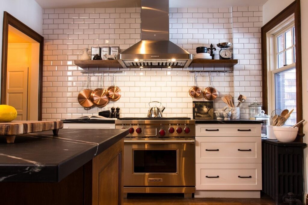 Kitchen wall tiles