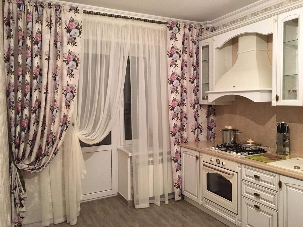 Kitchen curtains