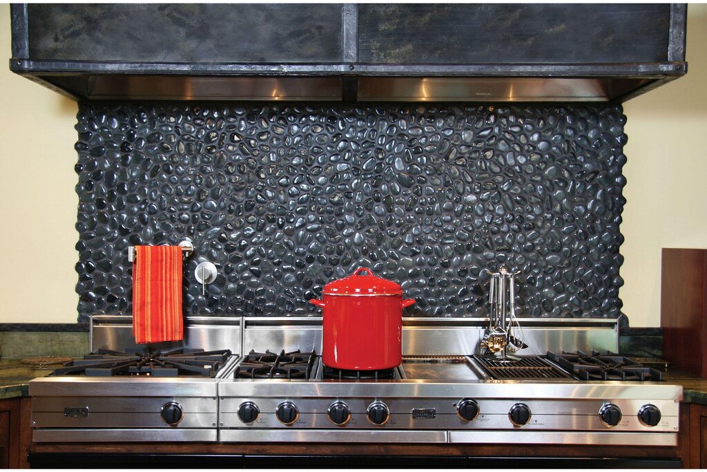 Metal kitchen backsplash