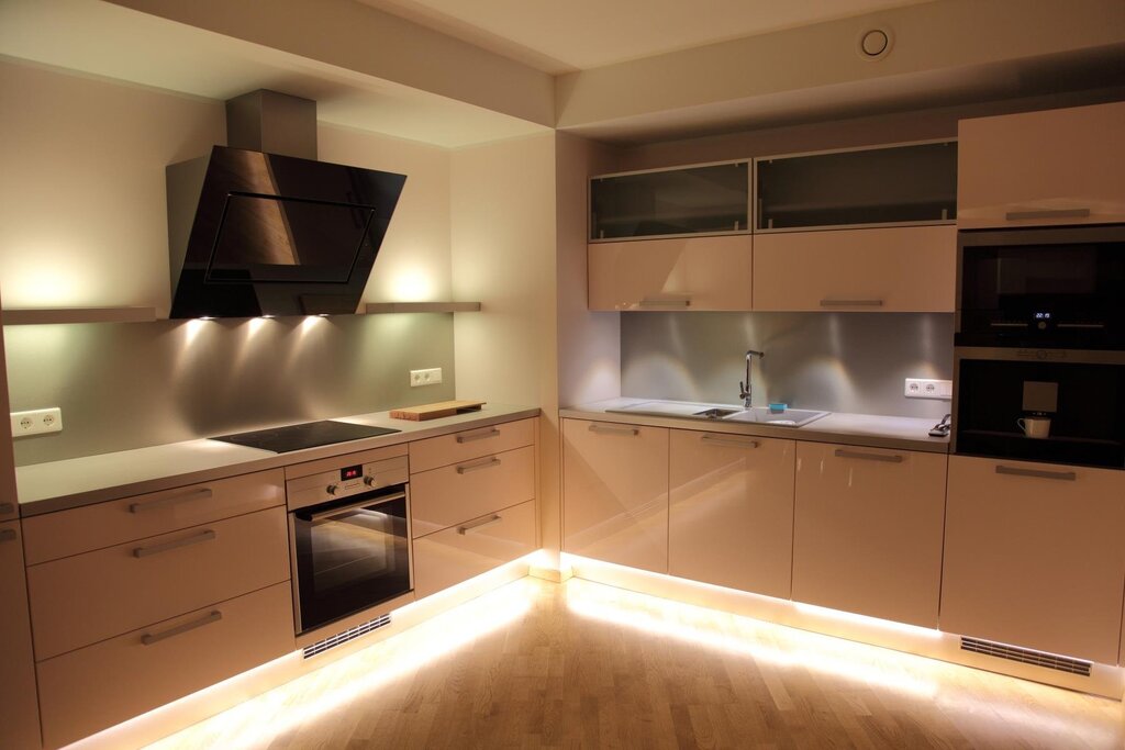 Kitchen set with LED lighting