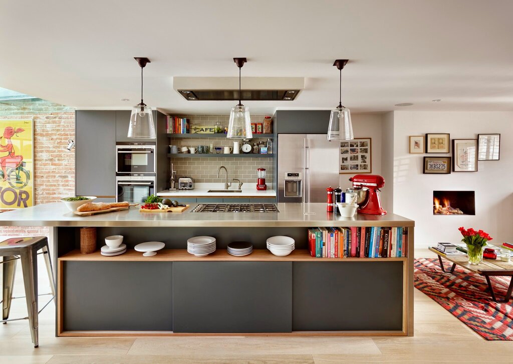 Kitchen island with shelves