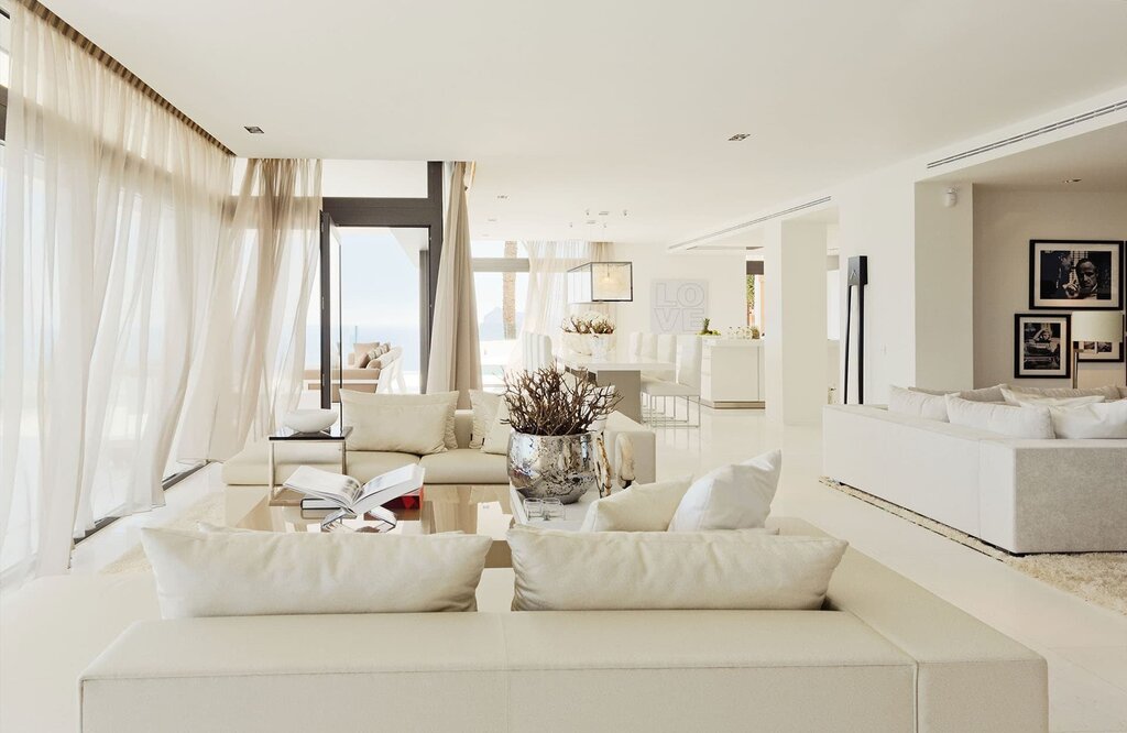 Apartment in white color