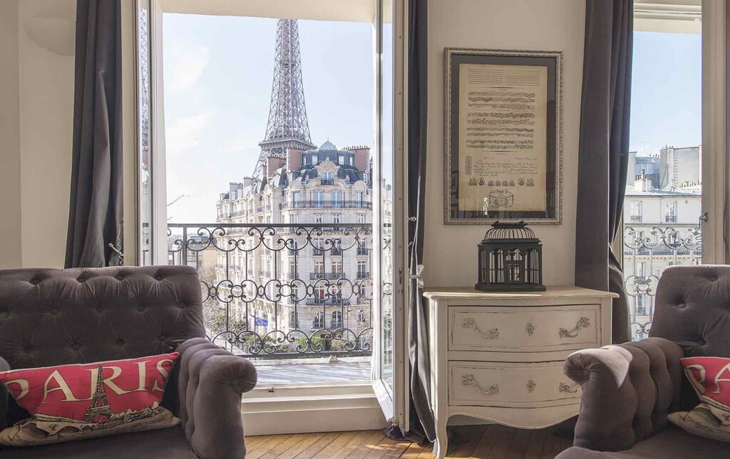 An apartment in Parisian style