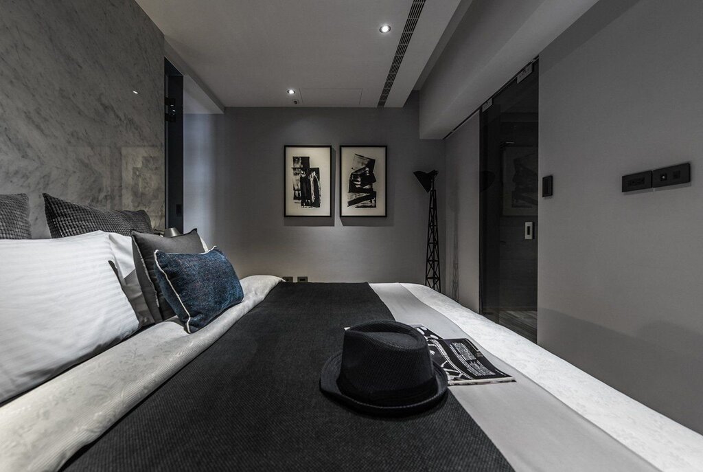 Apartment in gray tones