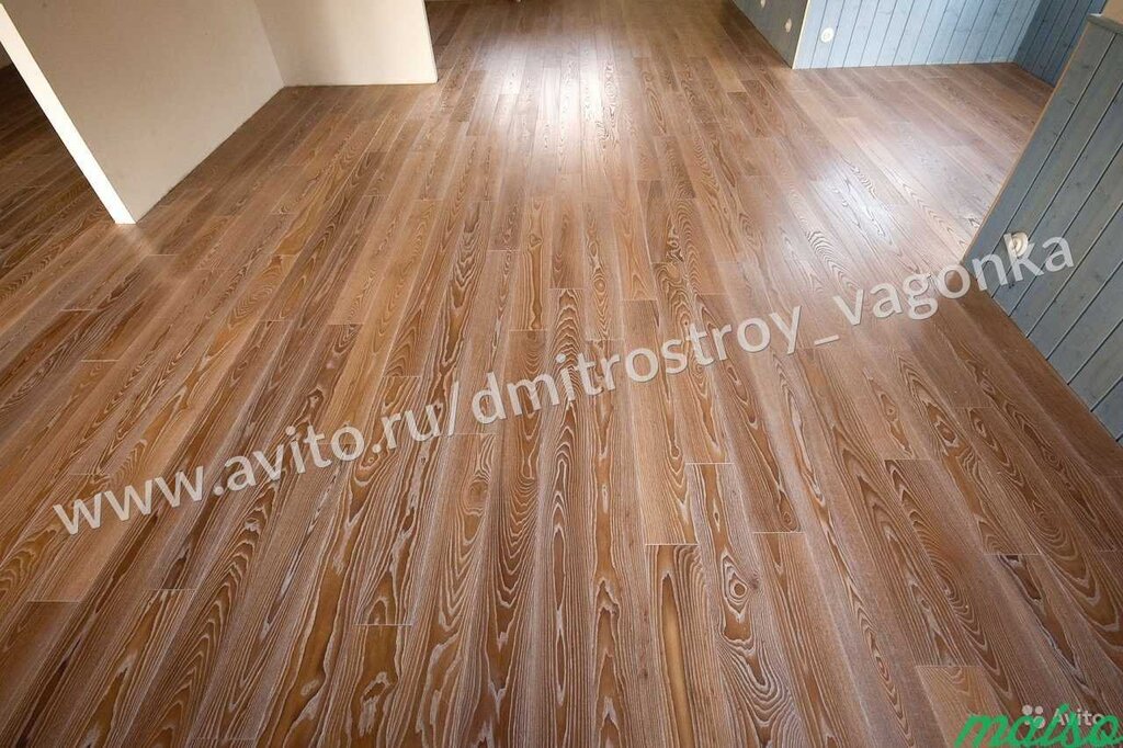 Varnish for wooden floor